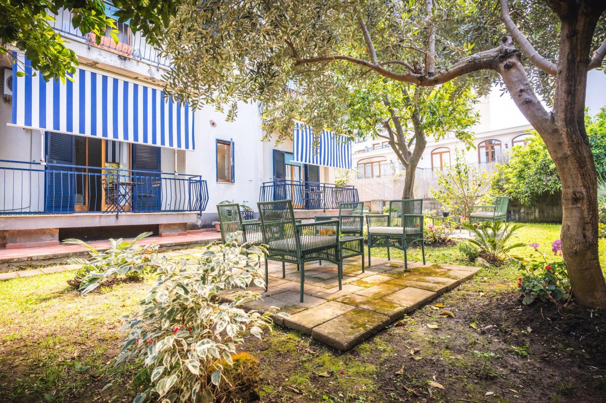 Sorrento Hidden Garden & Rooms Exterior photo