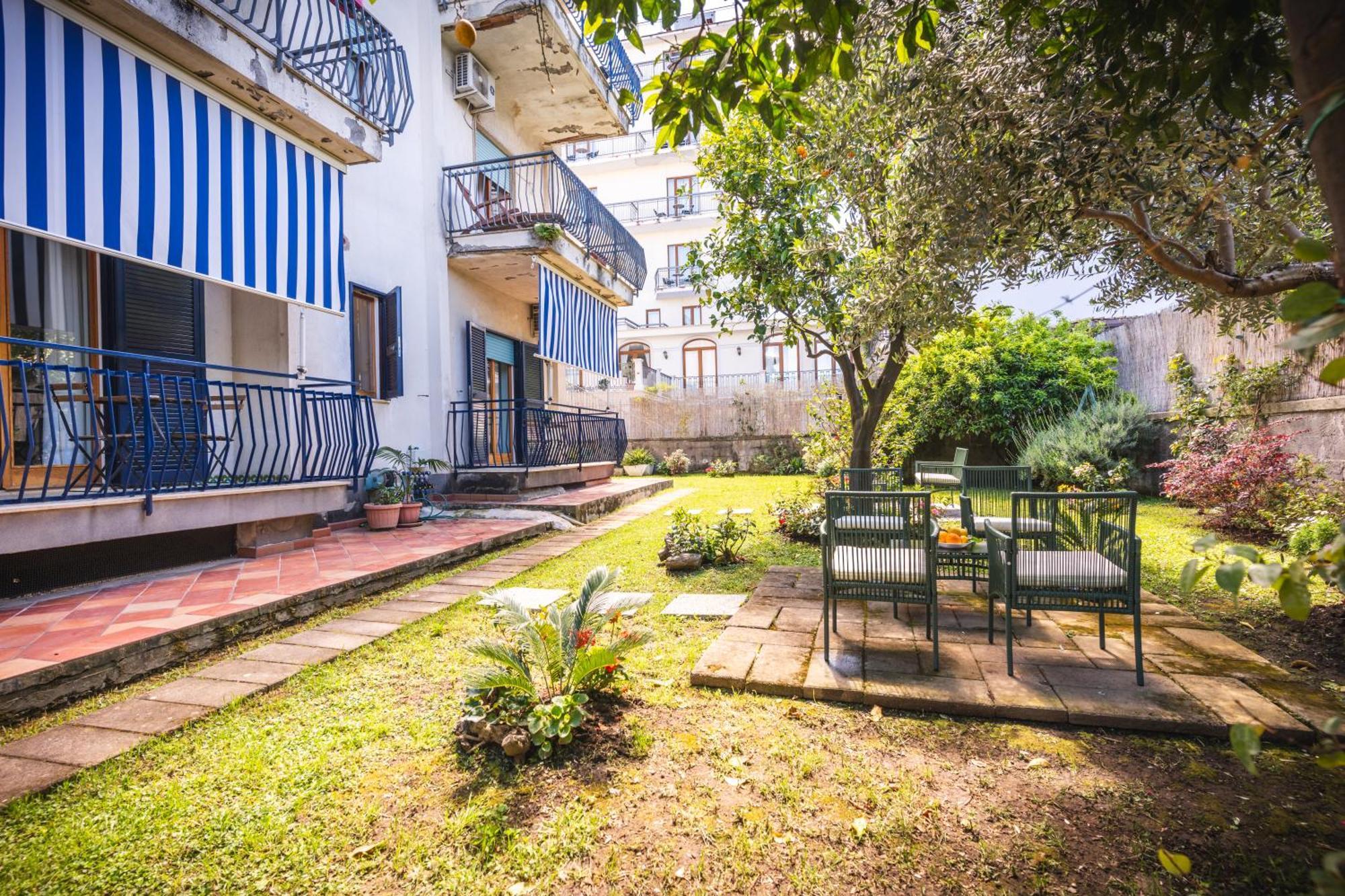 Sorrento Hidden Garden & Rooms Exterior photo